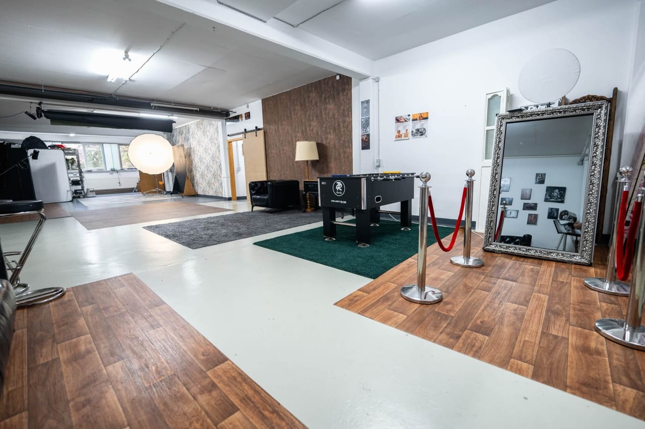 PR Arts Fotostudio Oberstenfeld — 300 m² Studiofläche