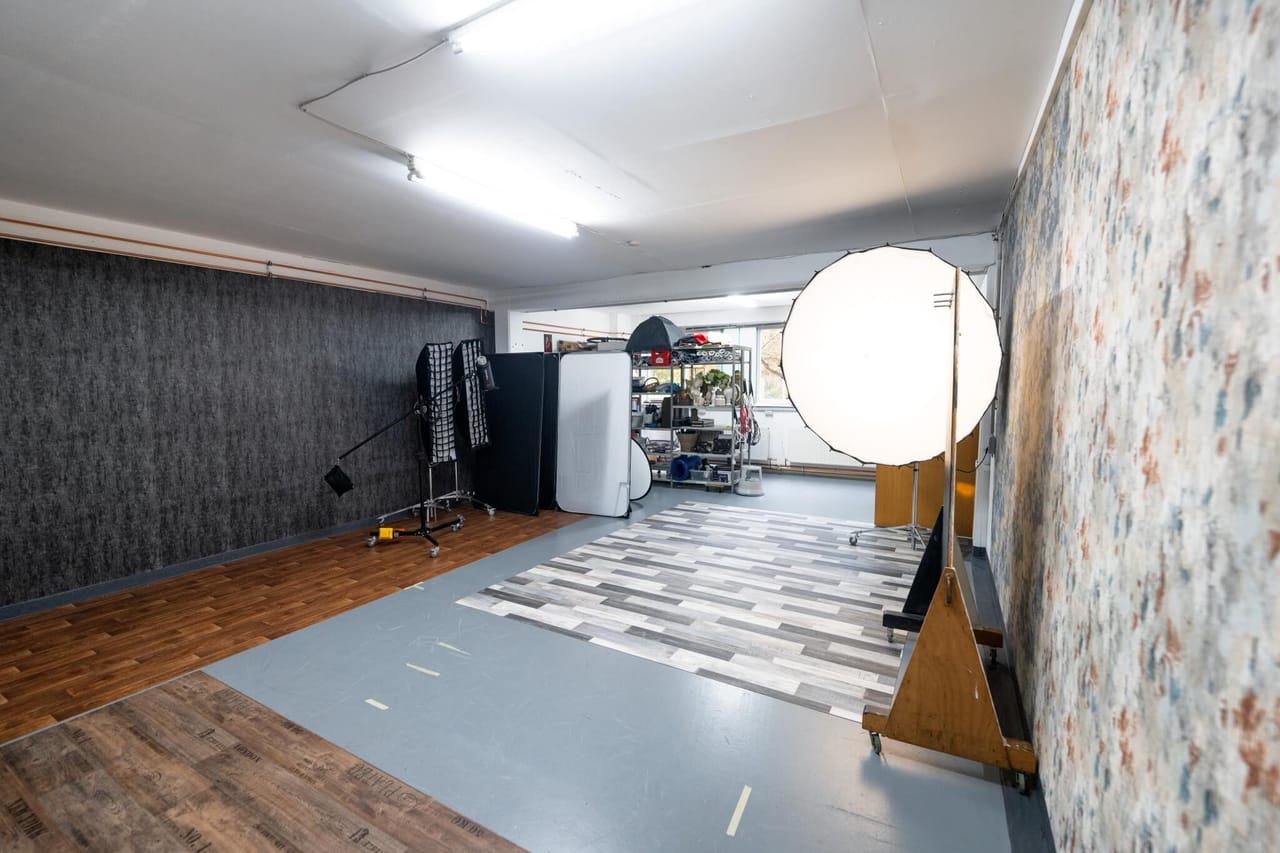 PR Arts Fotostudio Oberstenfeld — Studioraum mit Tageslicht